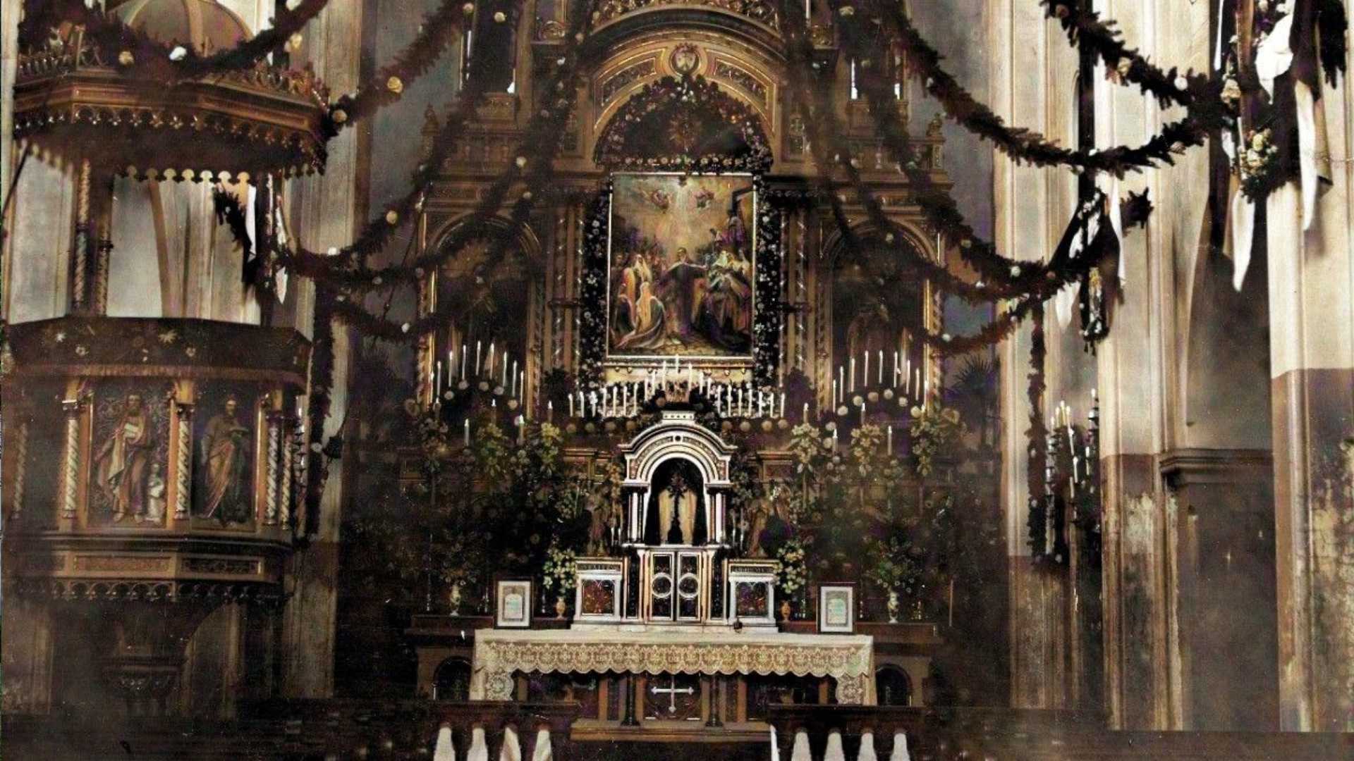 Wystrój wadowickiego kościoła z okazji dziękczynnego triduum za beatyfikację męczenniczek w 1906 r. (koloryzowane)